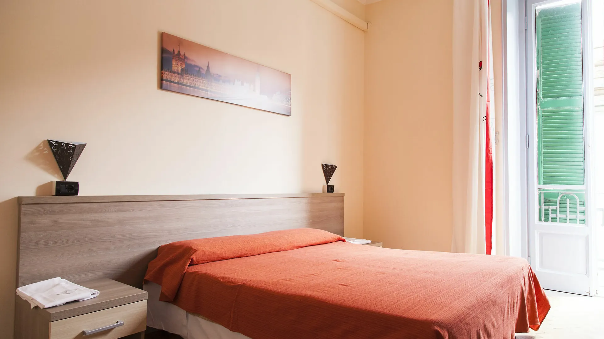 Il Giramondo Milan Guest house